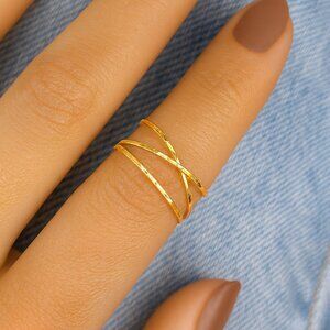 14K Gold Filled Thin Hammered Fidget Ring - Criss Cross Ring